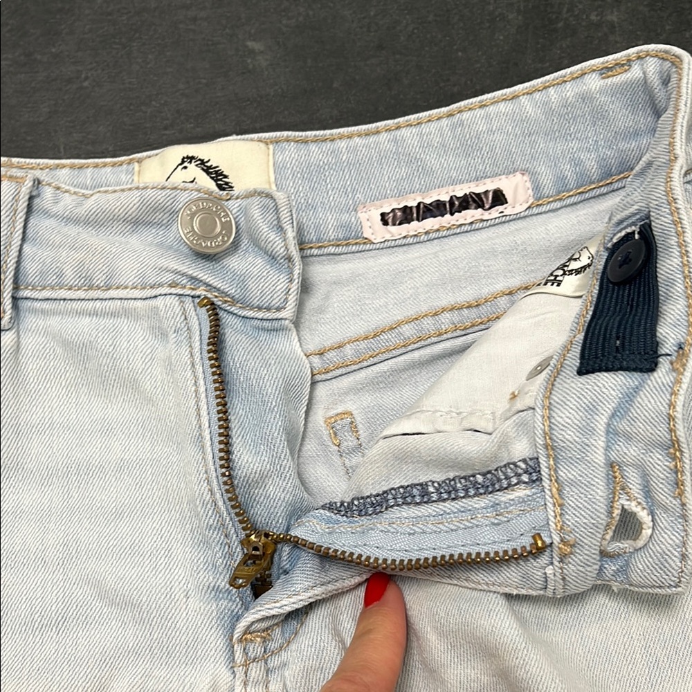 Jordache girls High-Waisted Distressed Denim Shorts size 10 - Picture 3 of 7